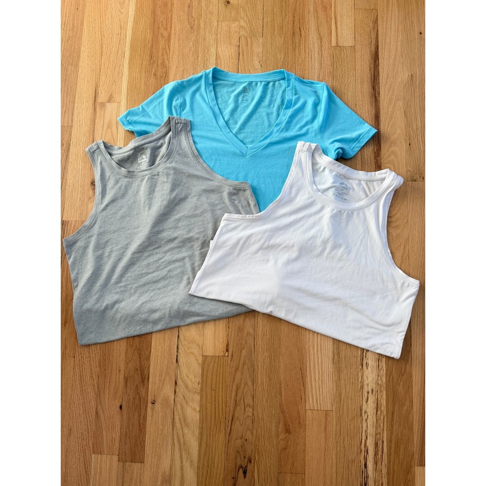 RBX Tank Tops & GapFit V-Neck Tee Bundle Gray White Blue 3pc Set Workout Woman S